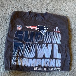 Pro Line medium New England Patriots Super Bowl champions shirt